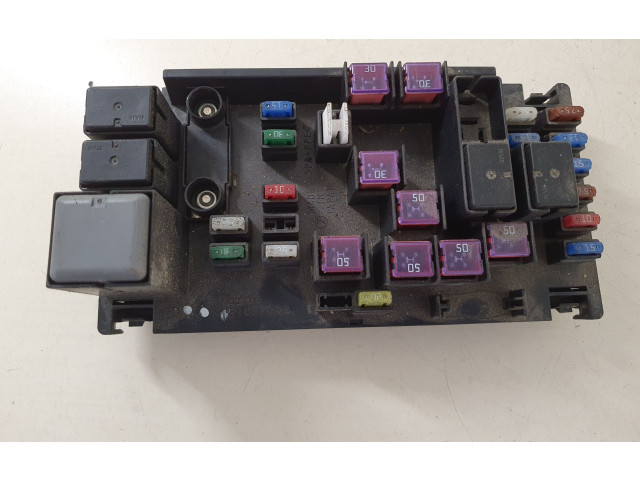 Блок предохранителей 82241SC070   Subaru Forester SH    