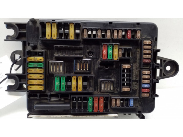 Блок предохранителей 9389070, 938907001   BMW 3 F30 F35 F31    