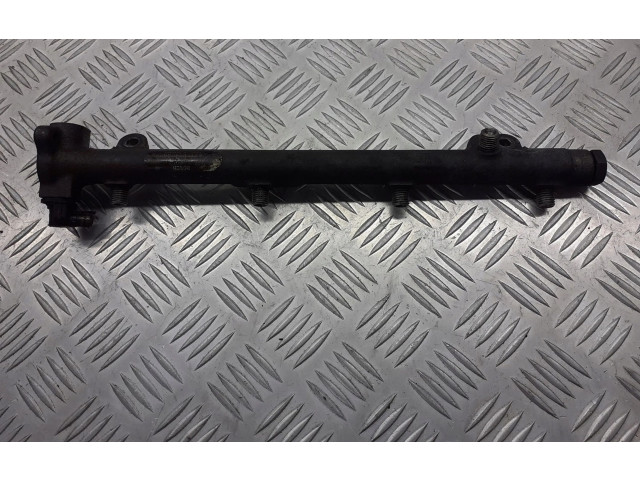 Топливная рампа A6110700095   Mercedes-Benz E W210  