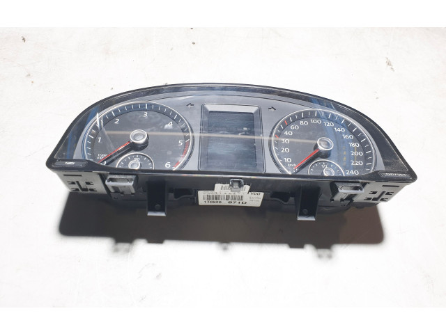 Панель приборов 1T0920871D Volkswagen Touran II