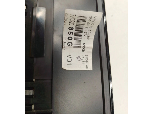 Přístrojová deska Volkswagen Transporter - Caravelle T5 2006 7H0920850G, VWZ7Z0D1125301