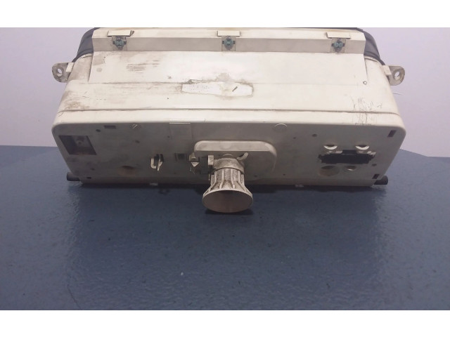 Панель приборов    Volkswagen PASSAT B3       