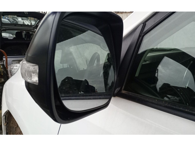 Zpětné zrcátko Toyota Land Cruiser (J200) 2015 8794060N50, 8794560040