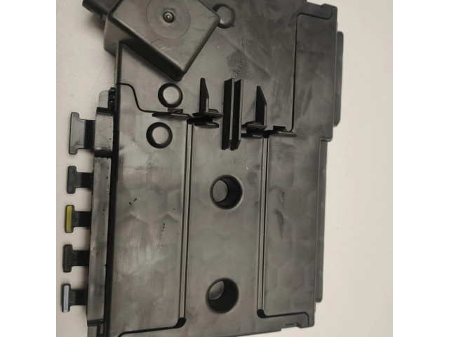 Pojistková skříňka A2055402850 Mercedes-Benz C W205 2016