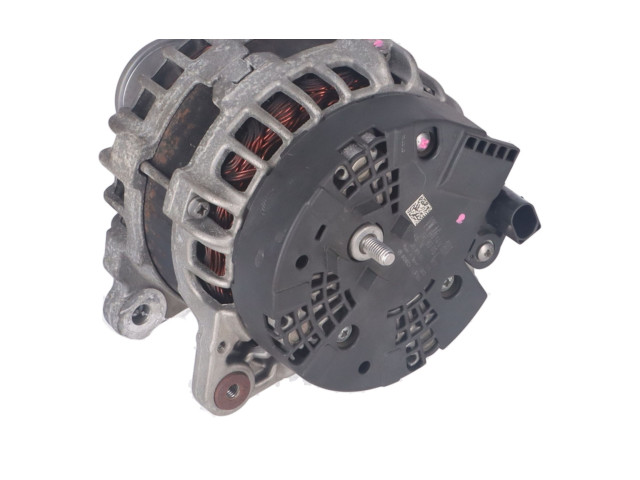 Генератор 04E903015E   Skoda Superb B8 (3V)      