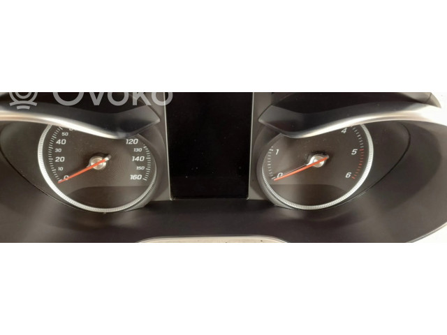 Přístrojová deska Mercedes-Benz GLC X253 C253 2017 2059007133, 2539000306