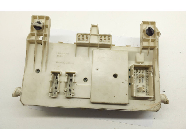 Pojistková skříňka 31254749, 09304078 Volvo S40 2006