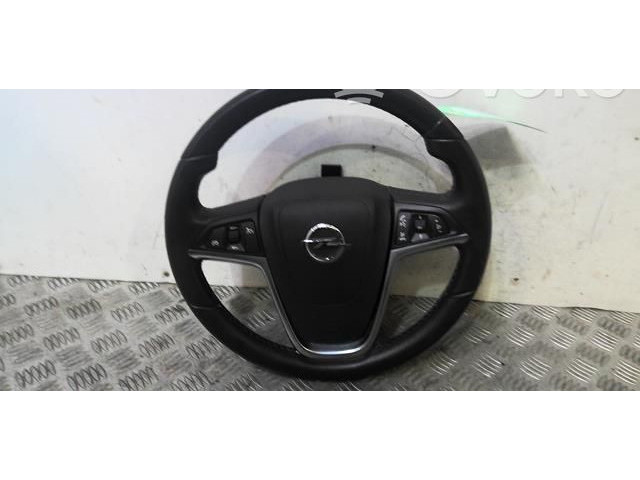 Руль Opel Meriva B  2010 - 2016 года 13351023      