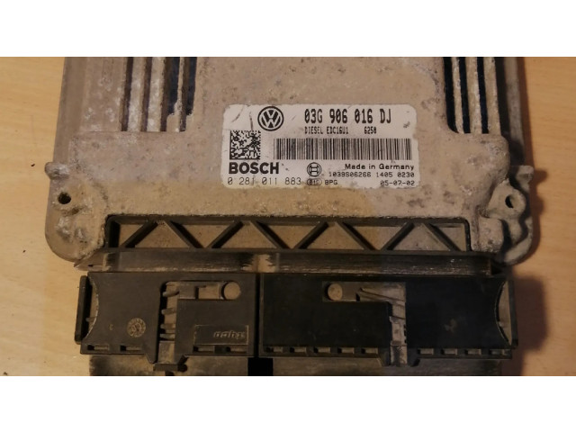Блок управления двигателя 03G906016DJ   Skoda Octavia Mk2 (1Z)