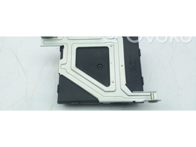 Блок управления 95400-J7003   KIA Ceed