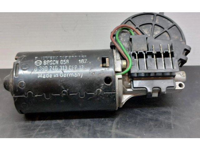 Моторчик дворников 390246313    Volvo 440