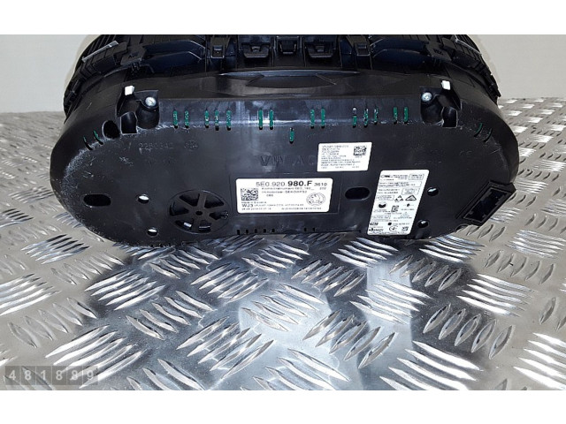 Панель приборов 5E0920980F   Skoda Octavia Mk4       