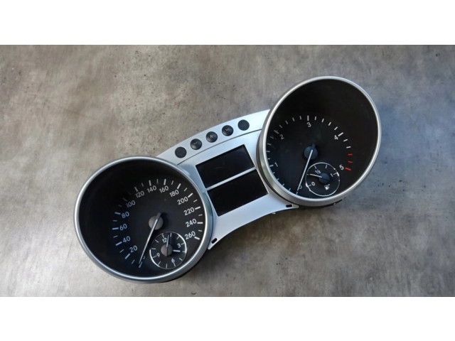 Přístrojová deska Mercedes-Benz ML W164 2008 A2514405211