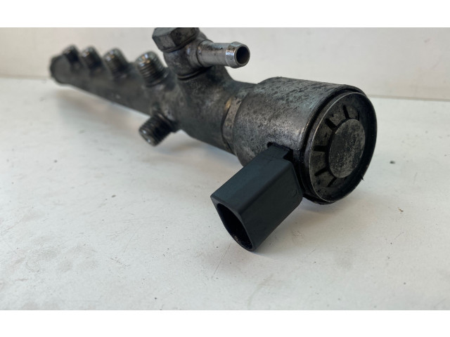 Vstřikovací lišta A6510700495, RD0004 Mercedes-Benz C W204 651911