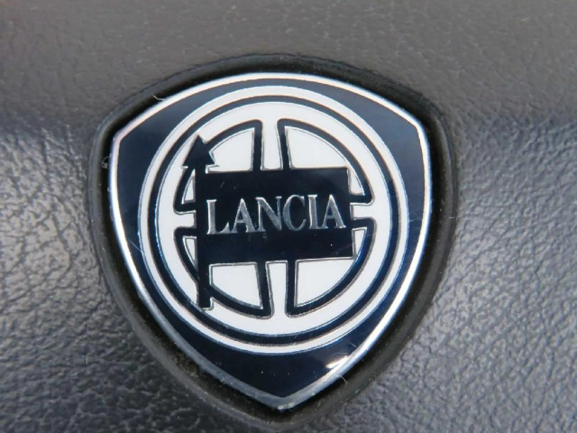 Подушка безопасности водителя 7353400080 Lancia Y 840