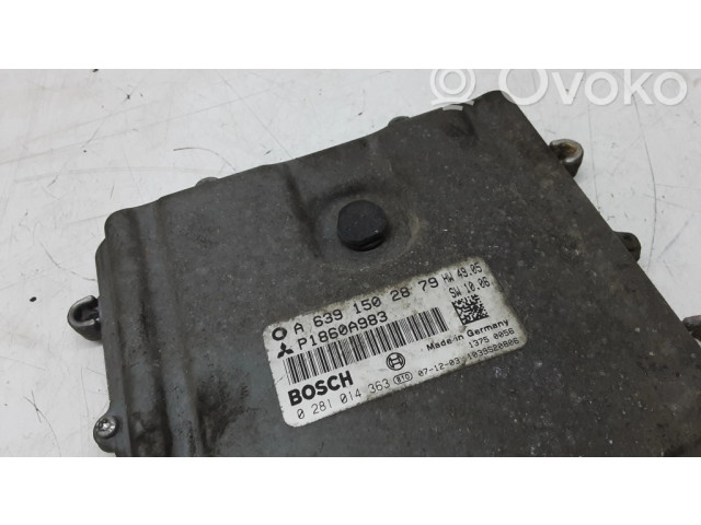 Блок управления двигателя P1860A983, 0281014363 Mitsubishi Colt