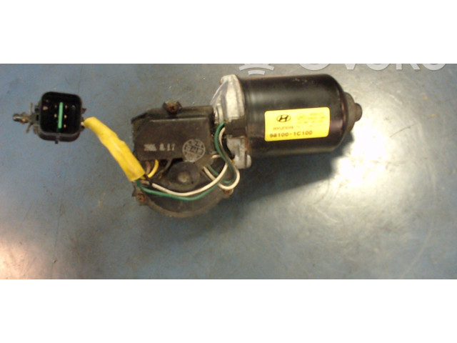 Моторчик дворников 981001C100    Hyundai Getz