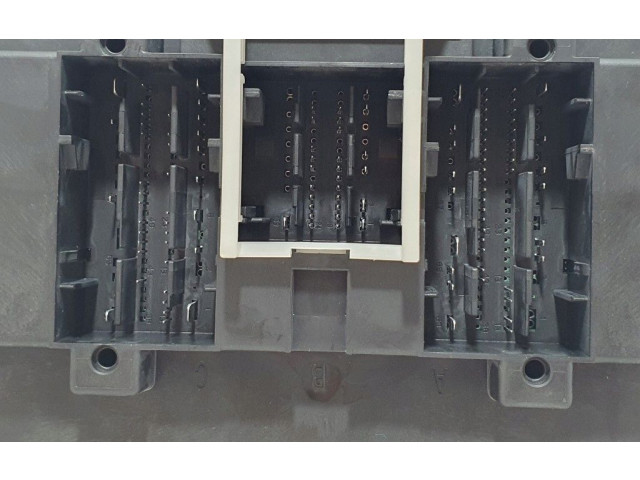 Блок комфорта 5Q0937084R, 5Q0937084R   Skoda Octavia Mk3 (5E)   