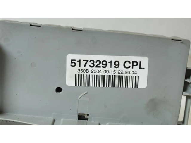 Блок предохранителей 51732919 Fiat Idea