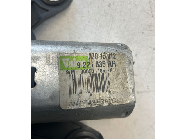 Моторчик заднего дворника 9225635, 00020185 Opel Combo C