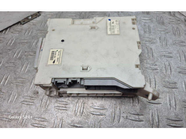   Pojistková skříňka 8273030631, 701150351   Lexus GS 300 350 430 450H 2008