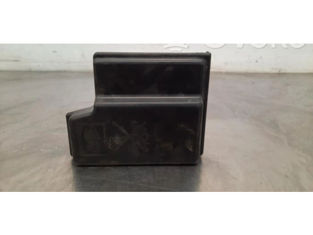 Pojistková skříňka 252361535R Nissan Juke II F16 2020