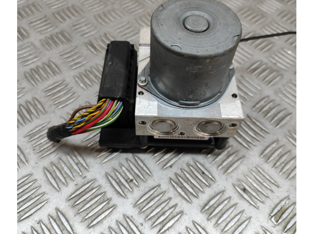 Блок АБС 3414388   BMW  X3 E83  2003 - 2010 года