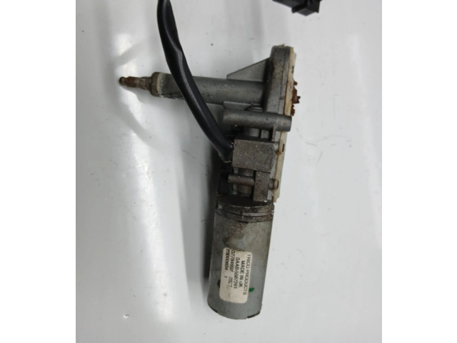 Моторчик заднего дворника 5587241, 02784692    Saab 9-5