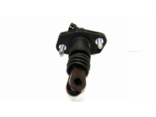 Главный цилиндр сцепления