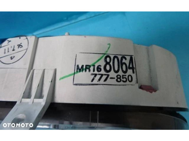 Панель приборов MR168064 Mitsubishi Lancer