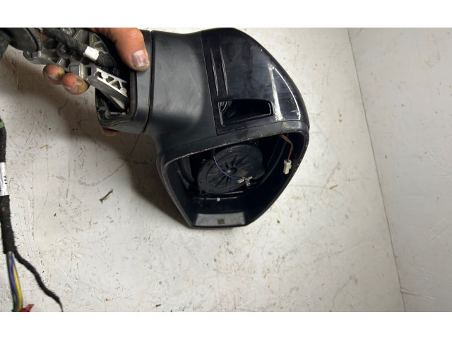 Zpětné zrcátko  Volkswagen Tiguan 2017  5NB857502  