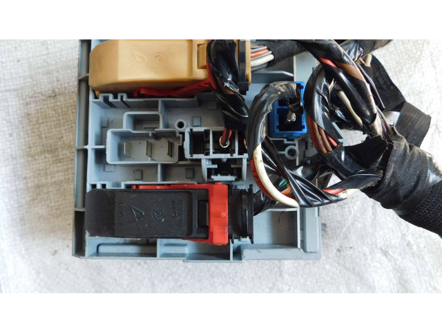 Блок предохранителей 50510968   Alfa Romeo  159   -  года