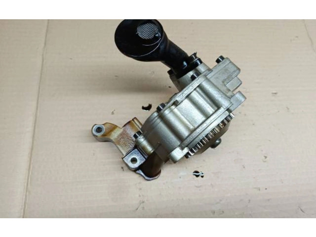 Масляный насос  CAX 03C115251M  Audi A1 