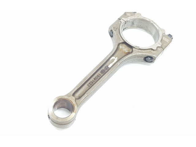 Шатун G3LC 2351003800, 2351003800    KIA Ceed  