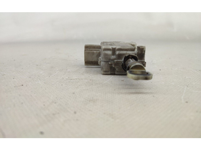 Замок багажника 3B0959781    Seat Ibiza III (6L) 2002 - 2008 года