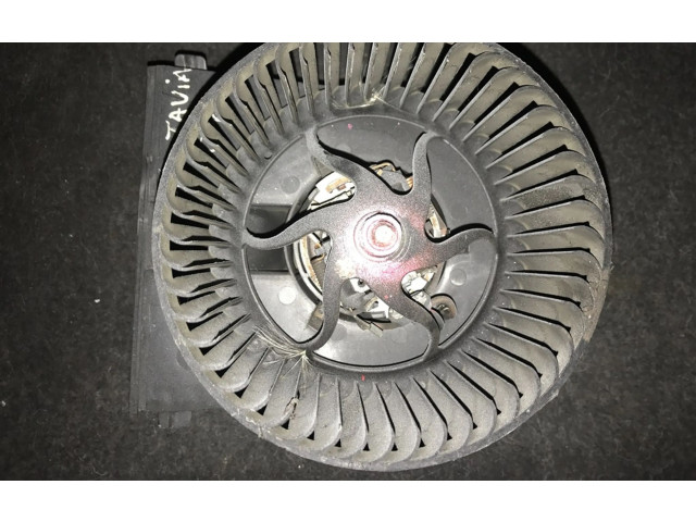 Вентилятор печки Skoda Octavia Mk2 (1Z)