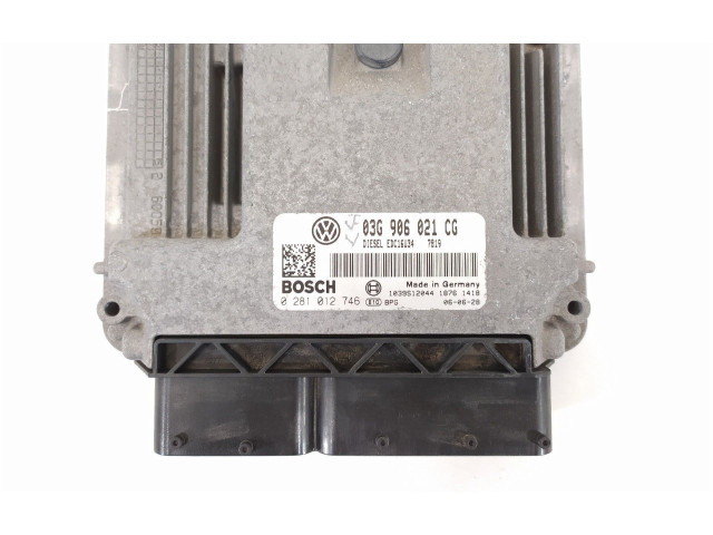 Řídící jednotka 03G906021CG, 0281012746   Volkswagen Caddy 2006