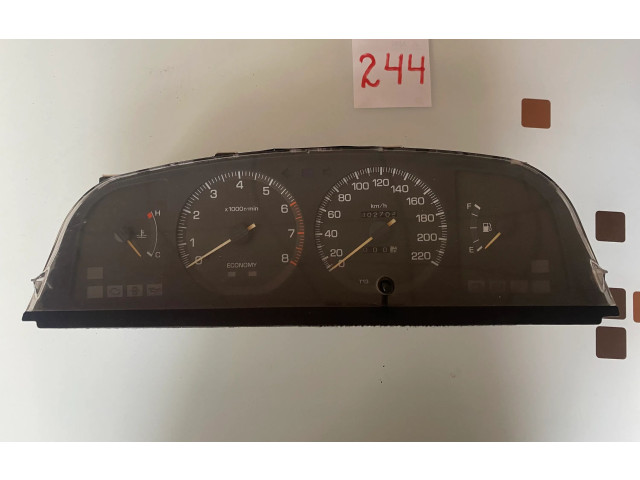 Přístrojová deska Toyota Carina T170 1992 832002B490, 69156790