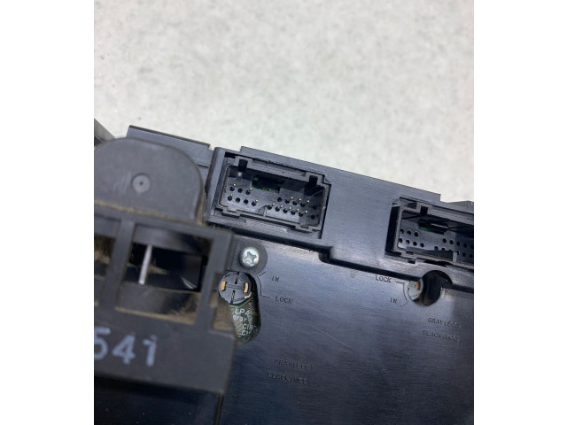 Блок управления климат-контролем 30746022, 05W49E04 Volvo S60