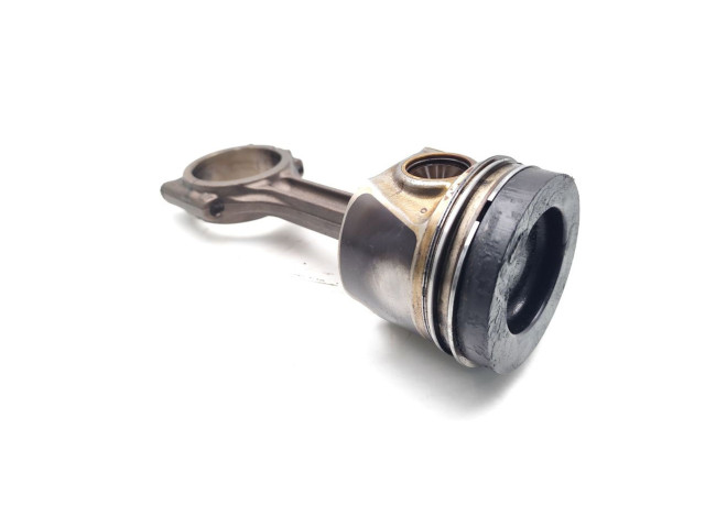 Поршень с шатуном CRMB CRMB Skoda Octavia Mk3 (5E)