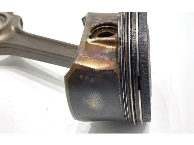 Píst F16D4 Chevrolet Cruze II