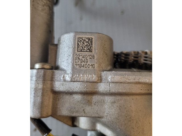 Масляный насос   32140128, 32298530  Volvo V90 Cross Country 