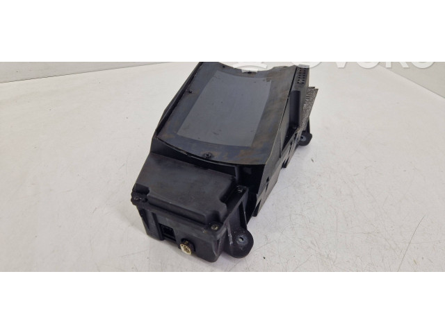 Дисплей 32233451 Volvo XC90