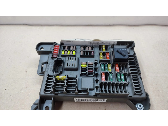 Pojistková skříňka 693168704 BMW X6 E71 2011