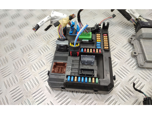 Комплект блоков управления 9829598880, 9815037580   Peugeot 2008 I