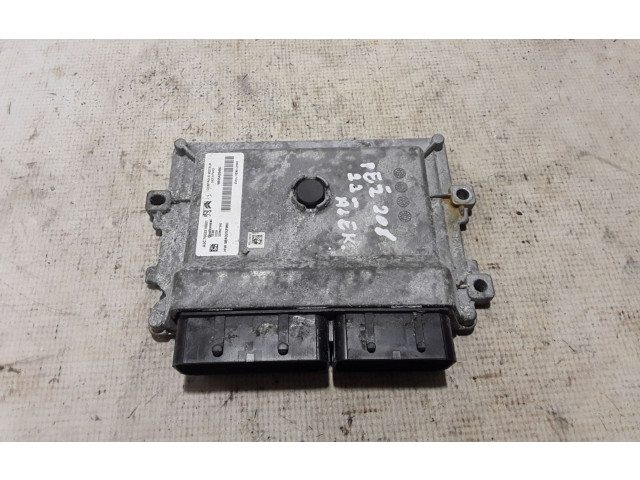 Блок управления двигателя 9843252980 Peugeot 208