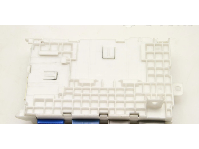 Блок комфорта BDG767560F Mazda 3 II