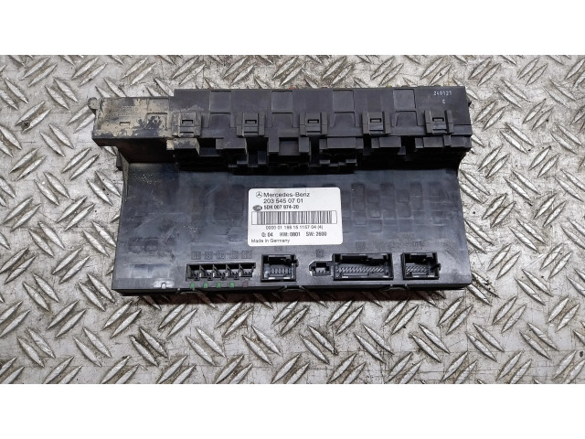 Pojistková skříňka 2035450701 Mercedes-Benz C W203 2001