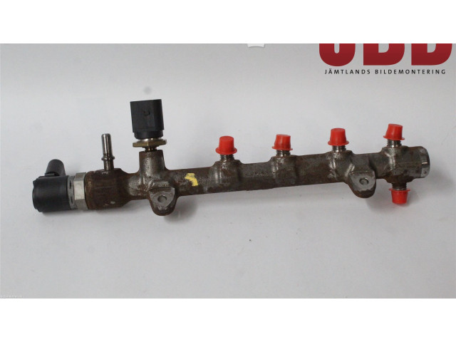 Топливная рампа 2215512 Ford Transit Custom для двигателя BLFA