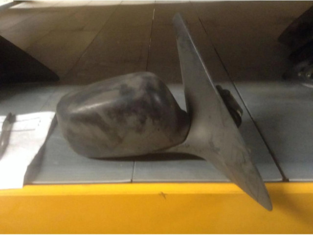 Zpětné zrcátko Volvo 460 1989